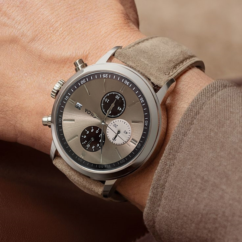 CILOA-メンズ クロノグラフ ウォッチ デイト表示 スエ - Suede Strap Watch のレビューと価格